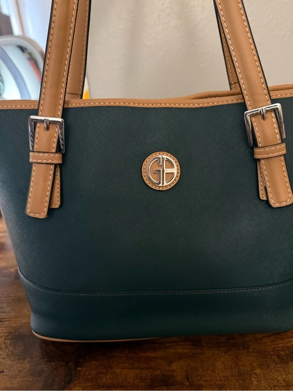 Giani Bernini Green & Tan Structured Tote Shoulder Bag